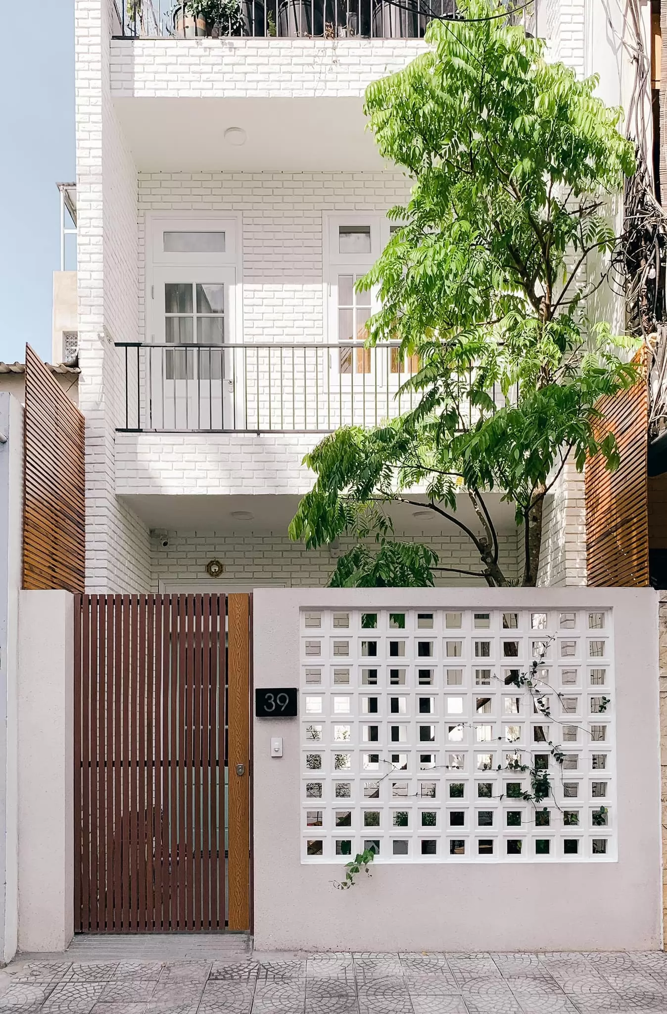 Cưới xong chỉ còn vài chục triệu, 6 năm sau cặp vợ chồng có nhà đất 3 tỷ