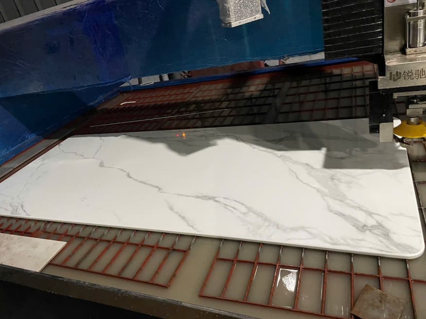 Dịch vụ cắt gạch