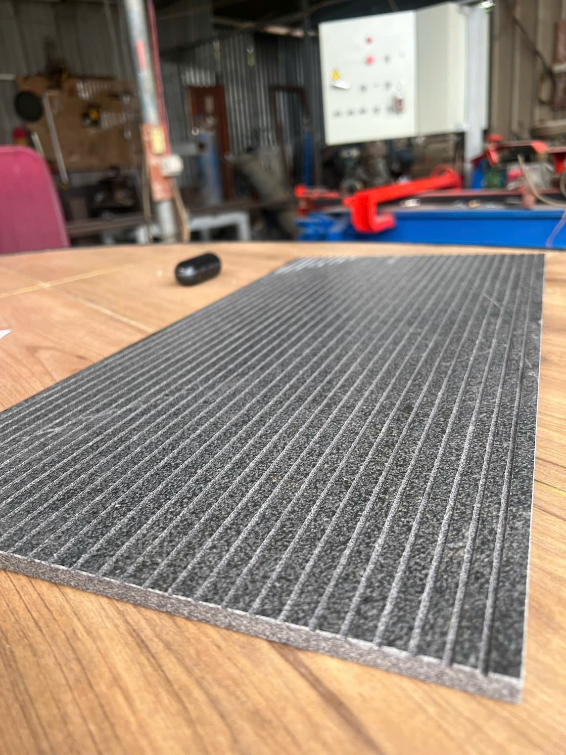 Dịch vụ cắt gạch